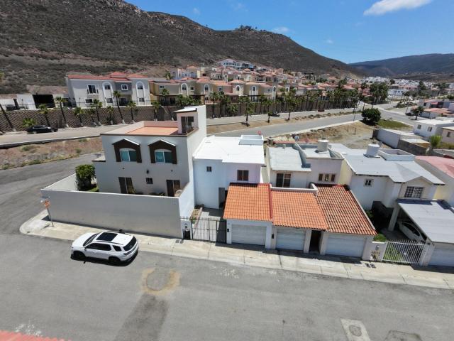 CASA EN VENTAEN ENSENADA