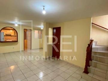 CASA EN VENTARACCIONAMIENTO MIRAFLORES TLAQUEPAQUE