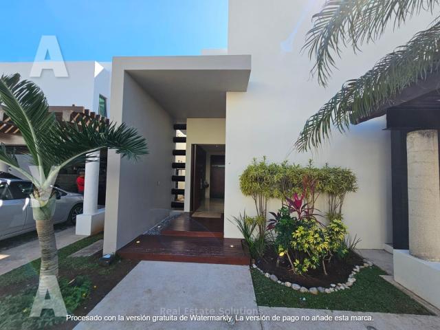 Casa en Venta/Renta, 3 Rec?maras, AMUEBLADA, Piscina, Las Villas, Novo Canc?n, Puerto Canc?n