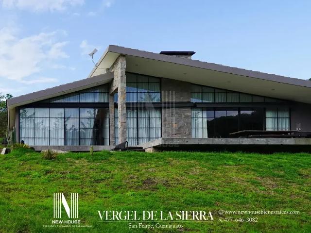 CASA EN VERGEL DE LA SIERRA, QUINTA SERRAMONTE
