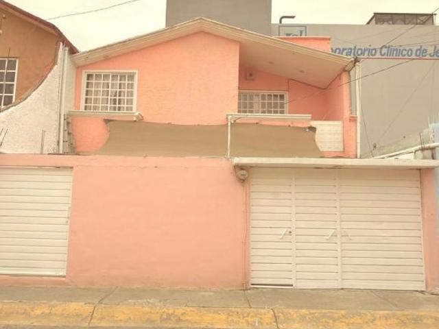 CASA EN VILLA DE LAS FLORES 2DA SECC LAS PLAZAS 4