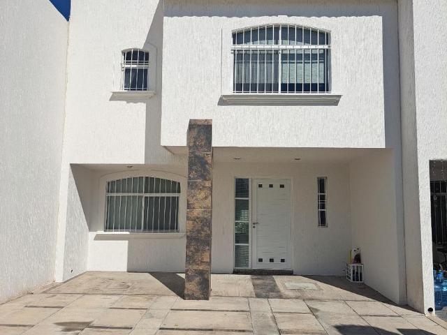Casa en Villa de Pozos
