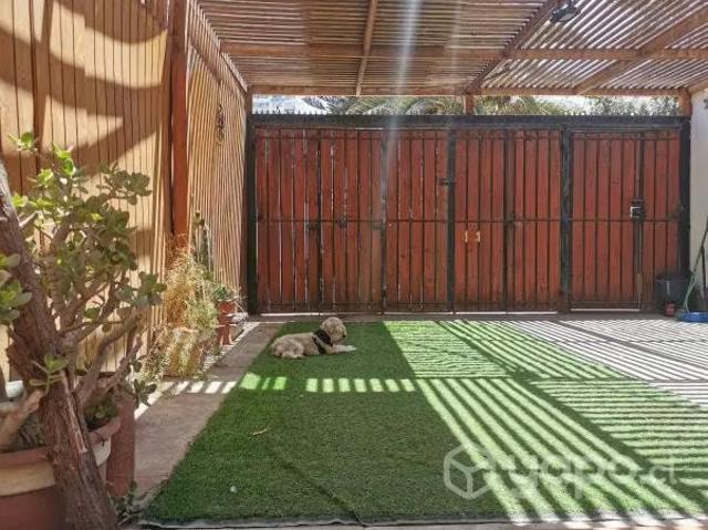 Casa en Villa Gabriela Mistral, Iquique | 3 Dormitorios por 150000. 00 en Iquique