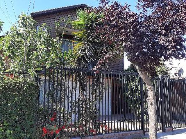 CASA EN VILLA LOS JARDINES, A PASOS DE MOLL TOBALABA