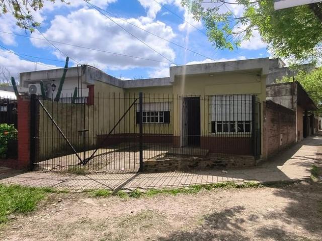 Casa en Villa Santos Tesei