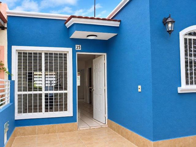 CASA EN VILLAS BUGAMBILIAS