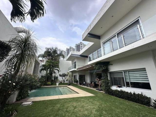 Casa en venta en Villas del Lago, Cuernavaca