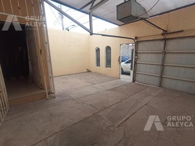 CASA EN VILLAS DEL REAL