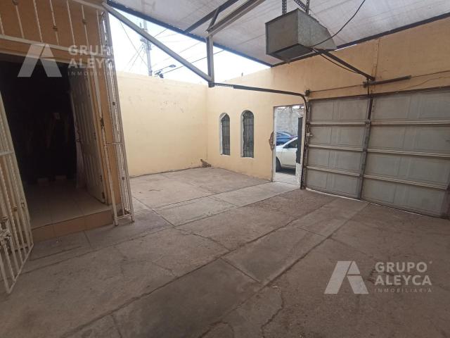 CASA EN VILLAS DEL REAL