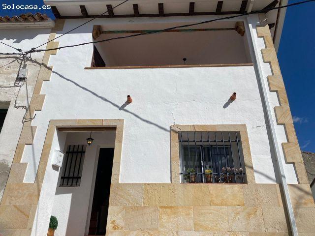 Casa en Villar del Olmo con terraza
