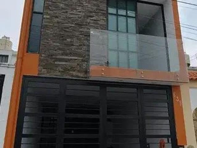Casa en Virgen De La Defensa, Santa Anita, San Pedro Tlaquepaque, Región Centro, Jalisco, 45645, México
