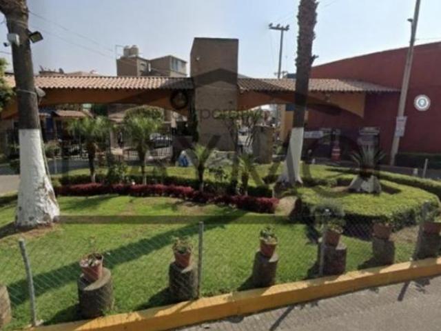 CASA EN VIVIENDA 178, HACIENDA LAS PALMAS I Y II IXTAPALUCA, ESTADO DE MÉXICO