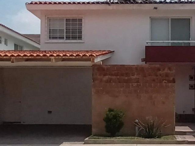 CASA EN VIÑA ANTIGUA