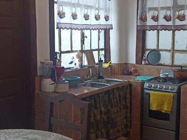 Casa en Xalapa Avenida 20 de noviembre frente a la Ford