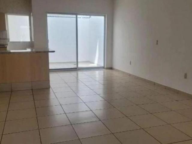 Casa en Zapopan en $301,683 | 3 Recámaras + 2 Estacionamientos en Fraccionamiento