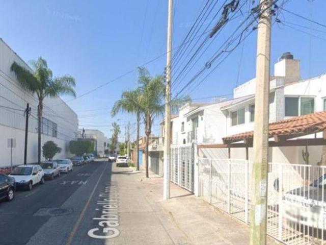 Casa en Zapopan, Jalisco. ¡Súper precio!