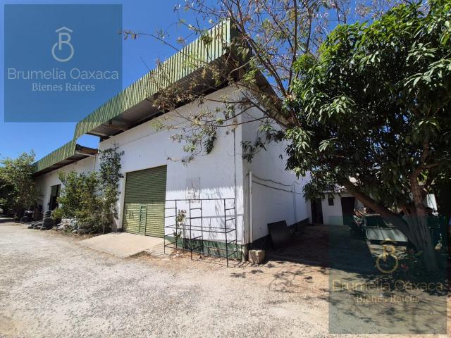 Casa en Zona comercial Centro Comercial Plaza del Valle