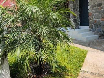 Casa en 151 m² de terreno con 3 recámaras en venta en Cuernavaca