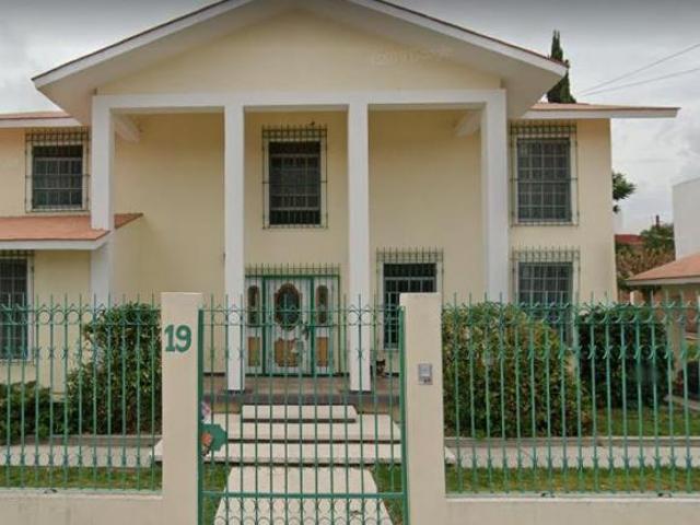 Casa enorme en Colinas del Cimatario, Queretaro, Remate bancario