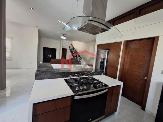 CASA EQUIPADA AL NORTE EN VENTA FRACC HABITA II
