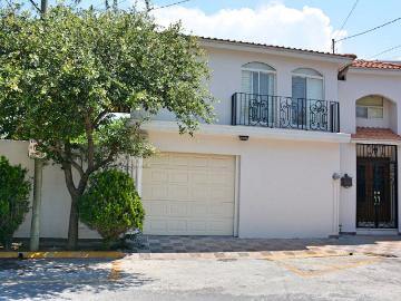 casa equipada en renta bosques del poniente santa catarina