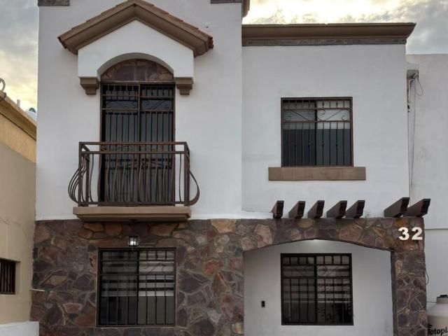 Casa equipada en renta en Aranjuez Residencial, zona norte