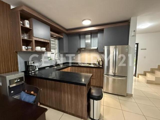 Casa equipada en Venta Joyas de Huinala, Apodaca NL
