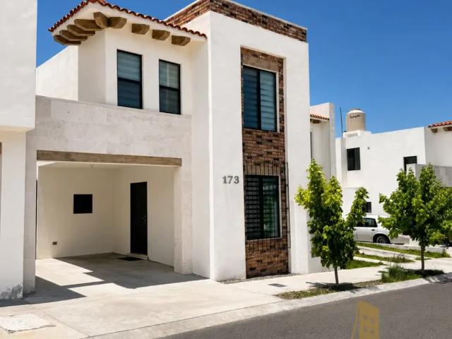 Casa equipada en venta Lomas del Morillo al Sur de Saltillo