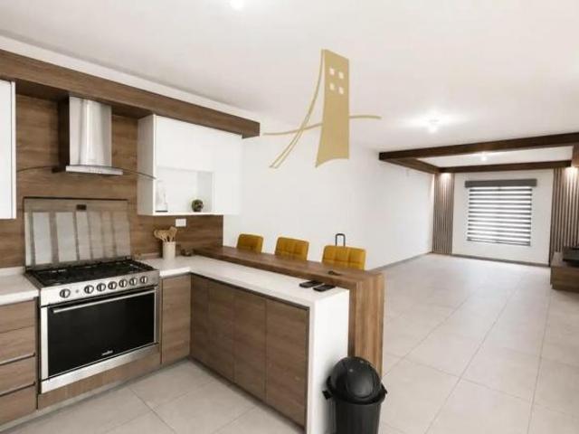 Casa equipada en venta Lomas del Morillo al Sur de Saltillo