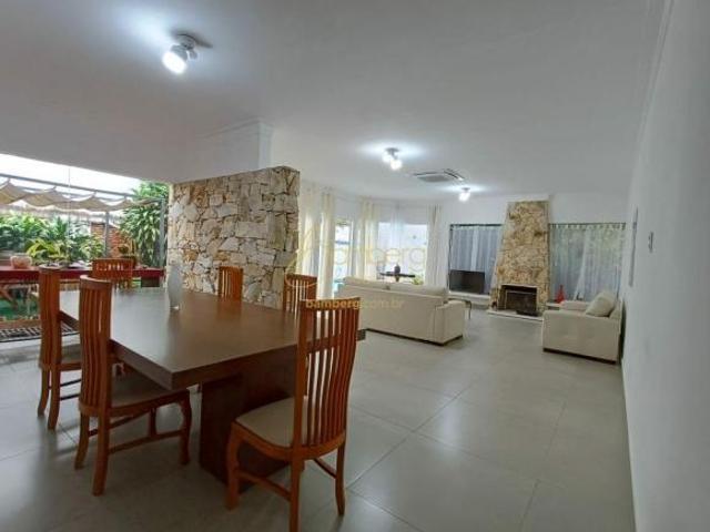 Casa espaçosa no Jardim Prudência Conforto, espaço e exclusividade
