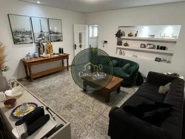 Casa espaçosa com 4 quartos e jardim privativo na Chácara Santo Antônio, São Paulo