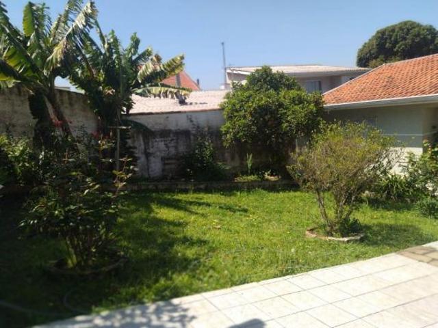 CASA ESPAÇOSA COM 4 QUARTOS, ESCRITÓRIO E FACE LESTE EM CURITIBA