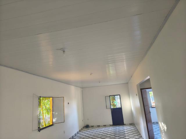 Casa espaçosa com quintal amplo