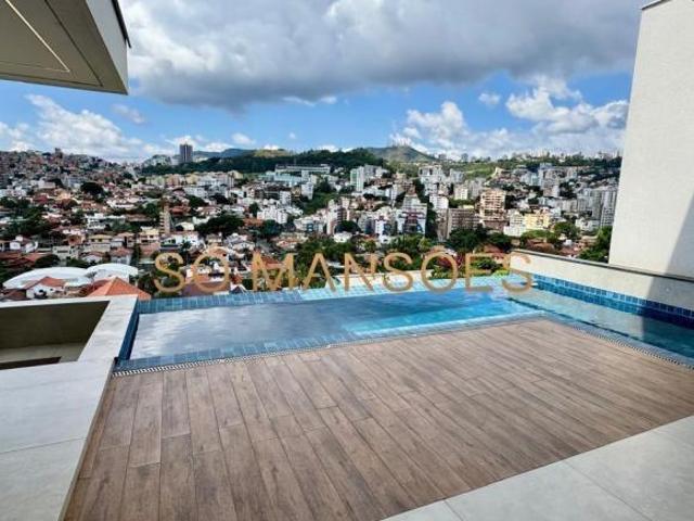 Casa Espaçosa de 427 m² à Venda com 4 Suítes e Vista Panorâmica no São Bento, Belo Horizonte MG
