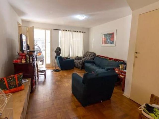 Casa espaçosa em Jardim Rizzo, SP