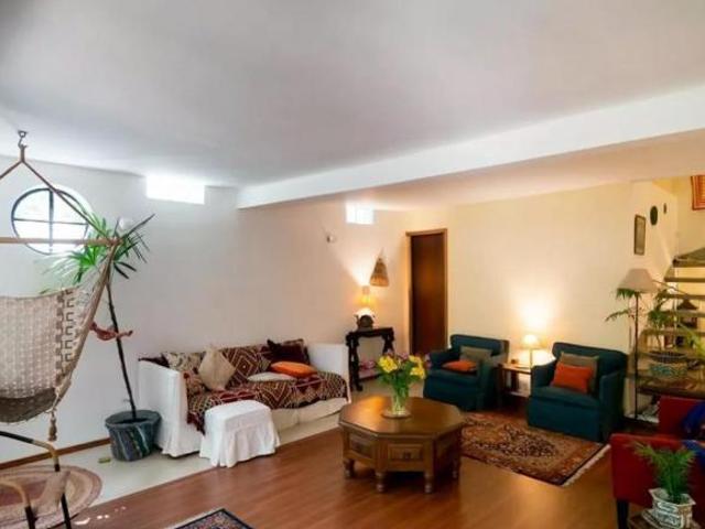 Casa Espaçosa em Vila Cordeiro, SP