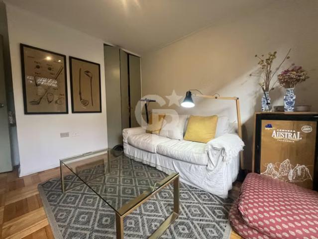Casa Espaciosa con Moderna Cocina y Amplio Jardín | 4 dormitorios por 13300.00 en Las Condes