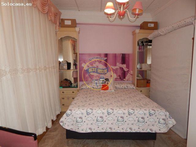 Casa Espaciosa en Montesa: Comodidad y Estilo