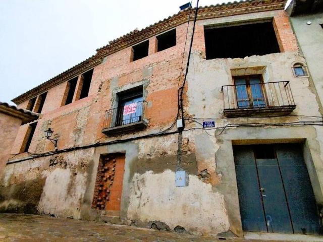 CASA SEÑORIAL PARA REFORMAR EN FONZ COMARCA CINCA MEDIO PRE PIRINEO HUSCA