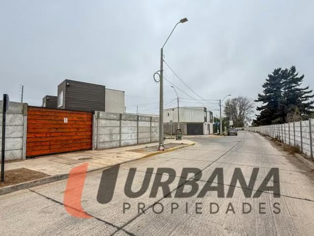 Casa esquina con local comercial bosque oriente v | 3 dormitorios por 4990.00 en Coquimbo