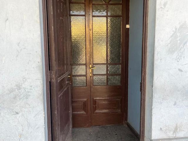 CASA ESQUINA EN SAN MIGUEL REMODELAR GRAN TERRENO