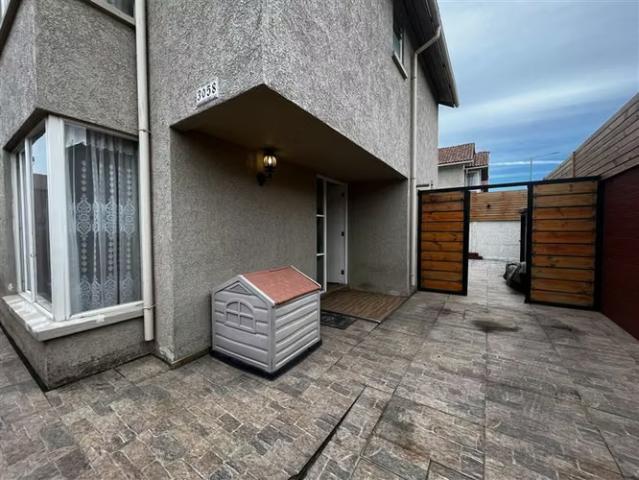 Casa esquina en venta 3 dormi 3 baños en Maipú con piscina | 3 dormitorios por 175000. 00 en Maipú