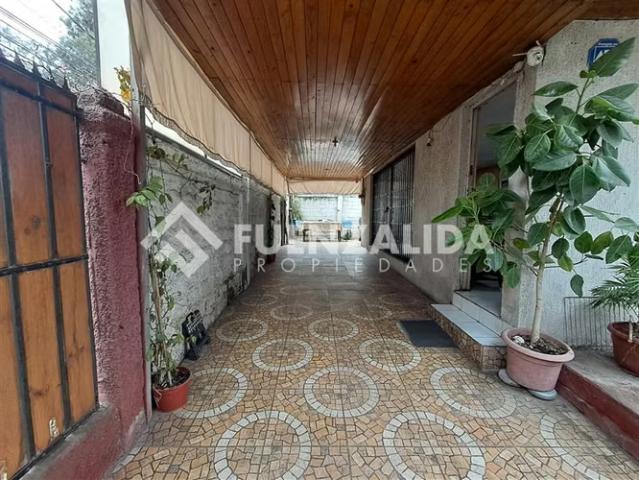 Casa esquina en venta de 3 dorm. En Maipú | 3 dormitorios por 135000. 00 en Maipú