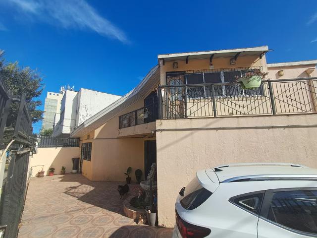 Casa esquina en venta, sector Oriente de Viña del Mar | 2 dormitorios por 17570.00 en Viña del Mar