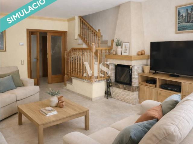 Casa esquinera en venta en Vic