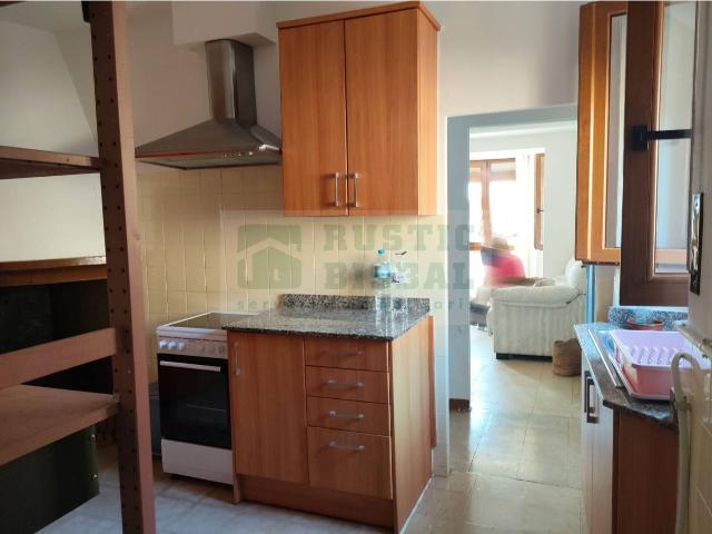 casa esquinera en alquiler residencial en casavells, baix empordà