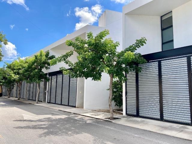 Casa estilo townhouse amueblada en Benito Juárez Norte, Mérida