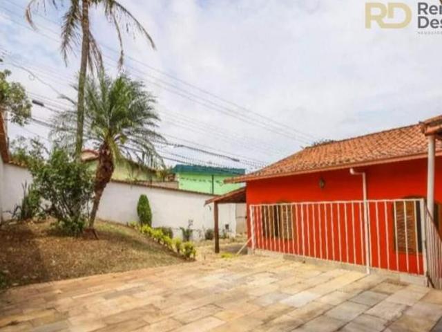 Casa estilo colonial com 4 quartos à venda no Esplanada – charme, espaço e local