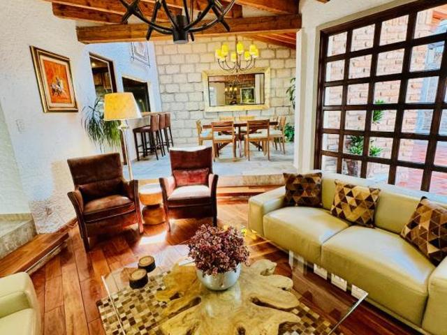 Casa estilo Ecléctico Mexicano