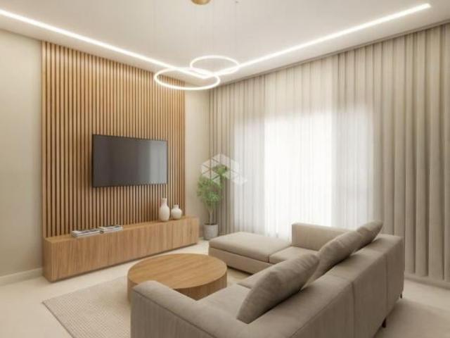 Casa Estilo sobrado na planta à venda com 3 quartos, suíte e duas vagas de garagem em Camobi Santa M